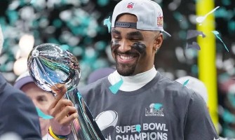 Glory green wings, Philadelphia Eagles continue to soar
