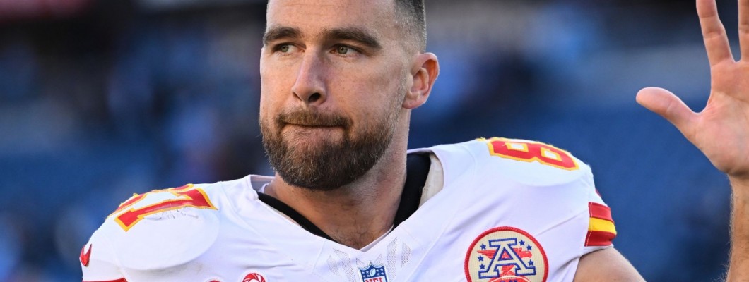 Legendary star player signs 3-year, $54.735 million contract extension with Chiefs