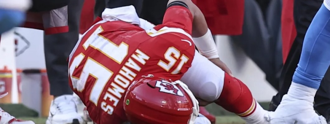 Star Quartermaster Suffers ACL Tear, First Time Missing Playoffs