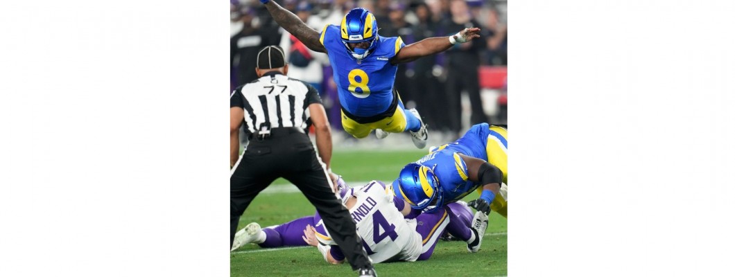 The fans' following made the Rams move forward bravely