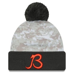 Chicago Bears  New Era White-Graphite 2024 Salute To Service Digital Camo Cuffed Knit Hat with Pom