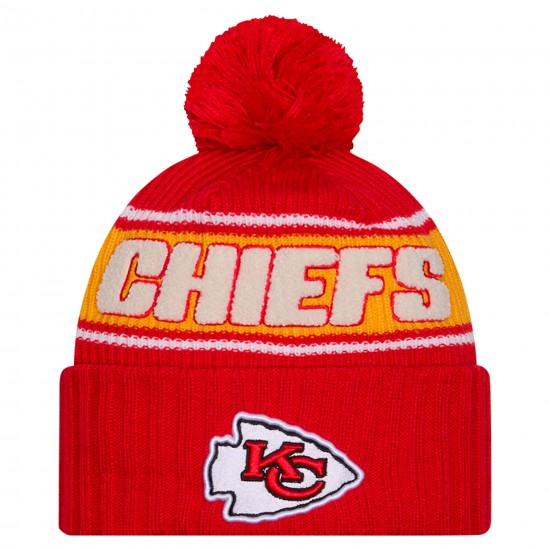 Kansas City Chiefs New Era Red 2024 Sideline Cuffed Knit Hat with Pom